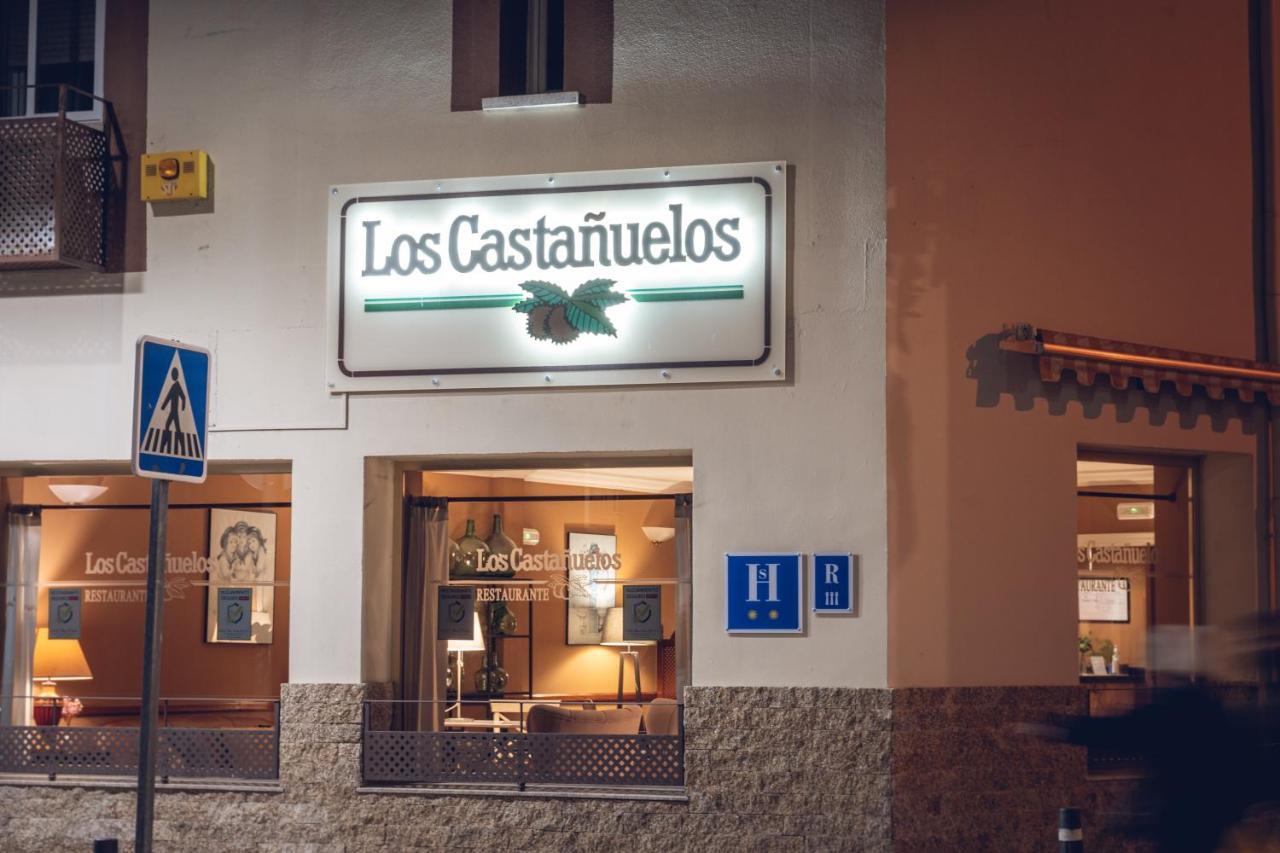 Hostal Los Castañuelos Candeleda Exterior foto